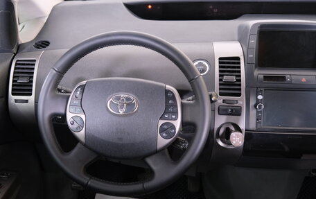 Toyota Prius, 2008 год, 699 000 рублей, 12 фотография