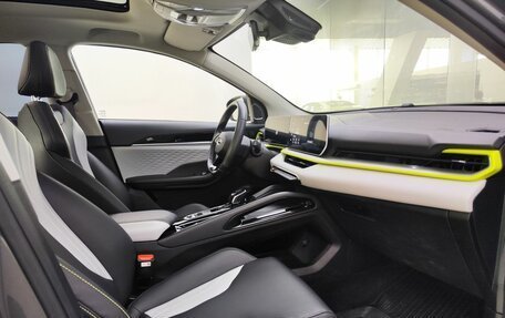 Geely Coolray I, 2023 год, 2 100 000 рублей, 13 фотография