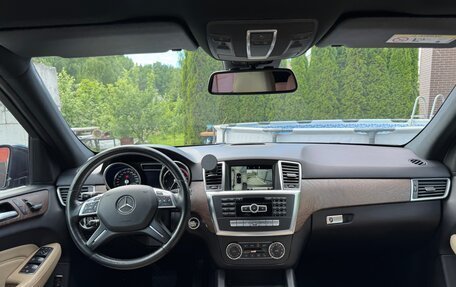 Mercedes-Benz M-Класс, 2014 год, 3 350 000 рублей, 4 фотография