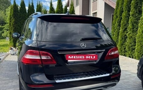 Mercedes-Benz M-Класс, 2014 год, 3 350 000 рублей, 2 фотография