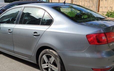Volkswagen Jetta VI, 2014 год, 1 100 000 рублей, 4 фотография