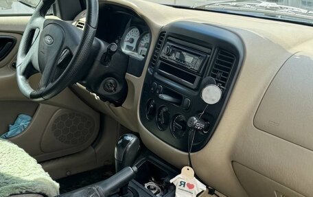 Ford Escape II, 2004 год, 450 000 рублей, 8 фотография
