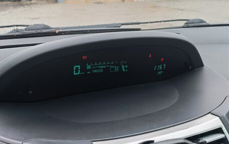 Toyota Yaris III рестайлинг, 2007 год, 440 000 рублей, 10 фотография