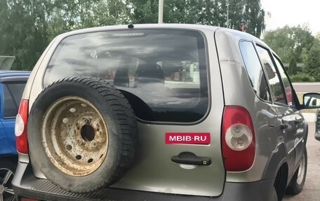 Chevrolet Niva I рестайлинг, 2016 год, 530 000 рублей, 5 фотография