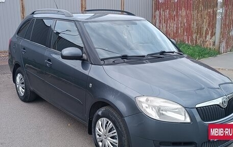 Skoda Fabia II, 2009 год, 490 000 рублей, 3 фотография