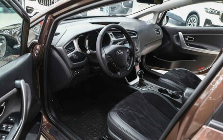 KIA cee'd III, 2013 год, 1 045 000 рублей, 8 фотография