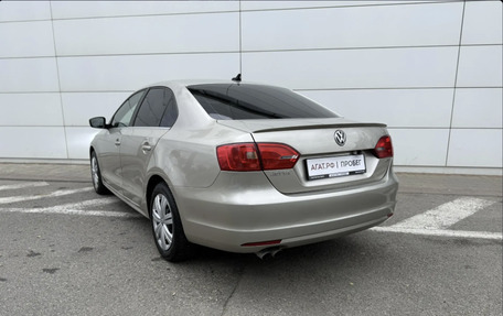 Volkswagen Jetta VI, 2013 год, 990 000 рублей, 9 фотография