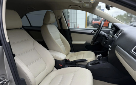 Volkswagen Jetta VI, 2013 год, 990 000 рублей, 22 фотография