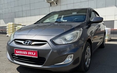 Hyundai Solaris II рестайлинг, 2012 год, 615 000 рублей, 1 фотография