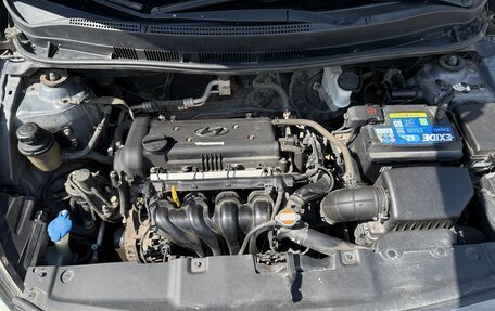 Hyundai Solaris II рестайлинг, 2012 год, 615 000 рублей, 10 фотография