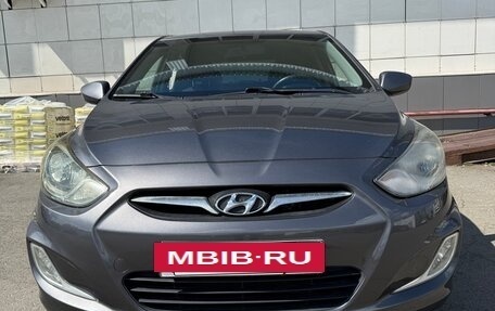 Hyundai Solaris II рестайлинг, 2012 год, 615 000 рублей, 2 фотография