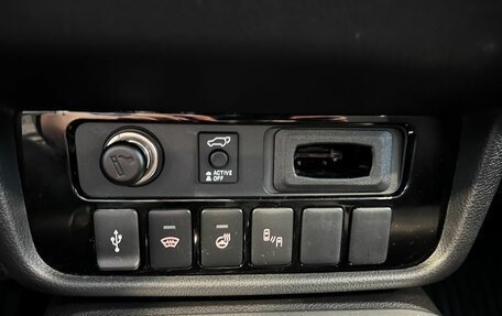 Mitsubishi Outlander III рестайлинг 3, 2021 год, 3 240 000 рублей, 30 фотография