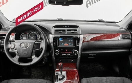 Toyota Camry, 2012 год, 1 565 000 рублей, 10 фотография