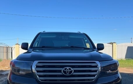 Toyota Land Cruiser 200, 2010 год, 2 800 000 рублей, 1 фотография