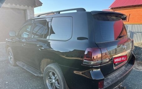 Toyota Land Cruiser 200, 2010 год, 2 800 000 рублей, 11 фотография