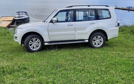Mitsubishi Pajero IV, 2020 год, 3 750 000 рублей, 4 фотография