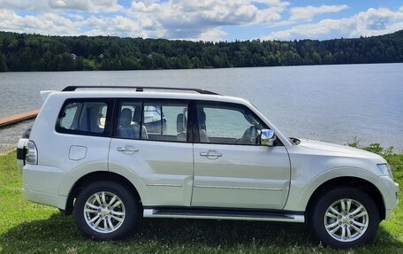 Mitsubishi Pajero IV, 2020 год, 3 750 000 рублей, 2 фотография