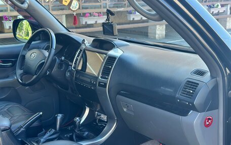 Toyota Land Cruiser Prado 120 рестайлинг, 2008 год, 2 250 000 рублей, 24 фотография