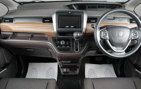 Honda Freed II, 2020 год, 1 799 000 рублей, 13 фотография