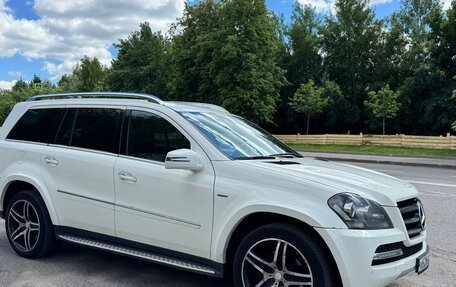Mercedes-Benz GL-Класс, 2012 год, 2 100 000 рублей, 9 фотография