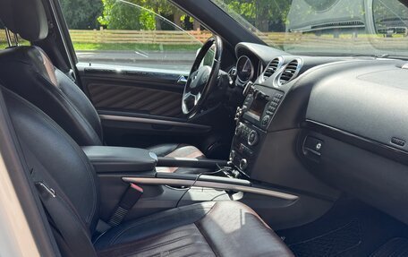 Mercedes-Benz GL-Класс, 2012 год, 2 100 000 рублей, 10 фотография