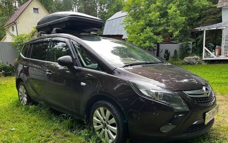 Opel Zafira C рестайлинг, 2013 год, 1 080 000 рублей, 3 фотография