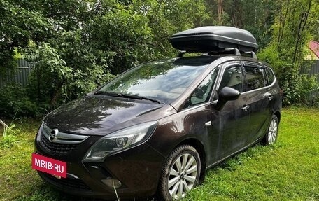 Opel Zafira C рестайлинг, 2013 год, 1 080 000 рублей, 5 фотография