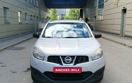 Nissan Qashqai+2 I, 2010 год, 925 000 рублей, 3 фотография