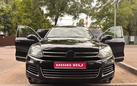 Volkswagen Touareg III, 2012 год, 1 790 000 рублей, 1 фотография