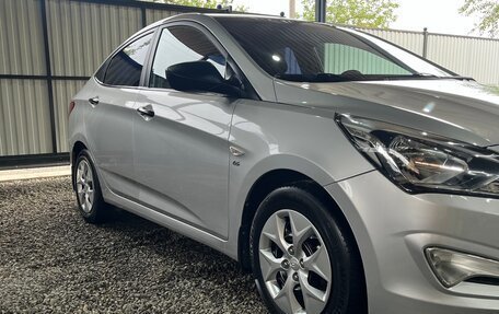 Hyundai Solaris II рестайлинг, 2015 год, 1 фотография