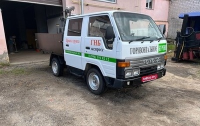 Toyota Town Ace III, 1989 год, 700 000 рублей, 1 фотография