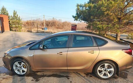 Opel Astra J, 2012 год, 1 080 000 рублей, 2 фотография