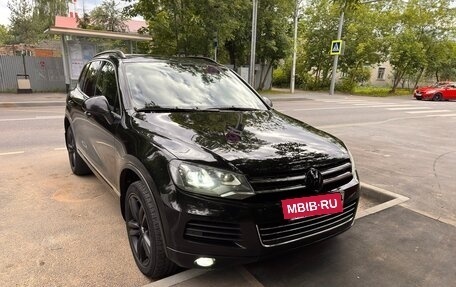 Volkswagen Touareg III, 2012 год, 1 790 000 рублей, 3 фотография