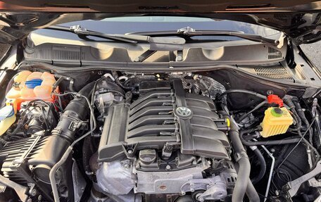 Volkswagen Touareg III, 2012 год, 1 790 000 рублей, 23 фотография