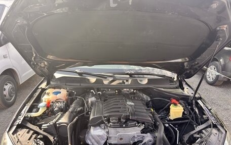 Volkswagen Touareg III, 2012 год, 1 790 000 рублей, 24 фотография