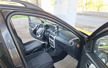 Renault Sandero I, 2012 год, 900 000 рублей, 4 фотография