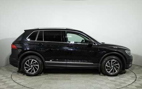 Volkswagen Tiguan II, 2018 год, 2 199 700 рублей, 4 фотография