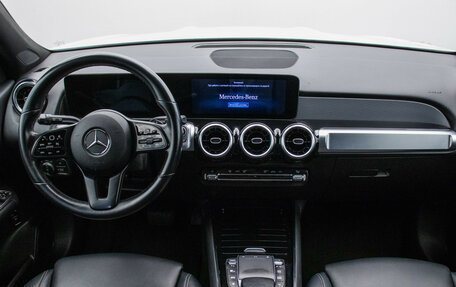 Mercedes-Benz GLB, 2021 год, 2 580 000 рублей, 14 фотография