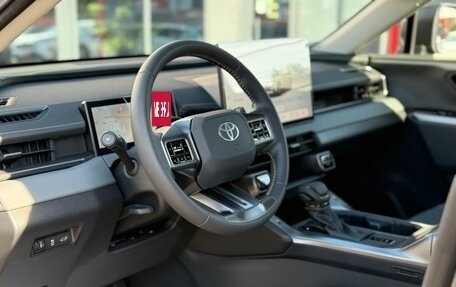 Toyota RAV4, 2026 год, 3 990 000 рублей, 15 фотография