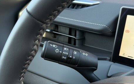 Toyota RAV4, 2026 год, 3 990 000 рублей, 33 фотография