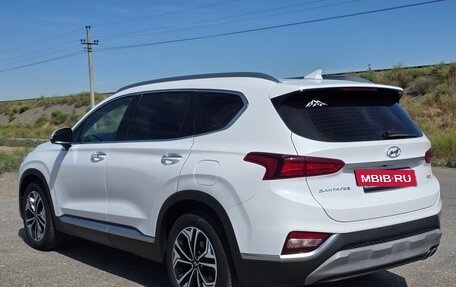 Hyundai Santa Fe IV, 2018 год, 3 300 000 рублей, 4 фотография