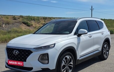Hyundai Santa Fe IV, 2018 год, 3 300 000 рублей, 2 фотография