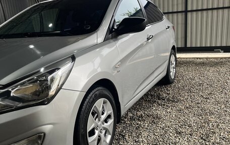 Hyundai Solaris II рестайлинг, 2015 год, 2 фотография