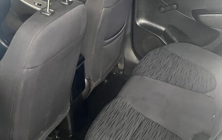 Hyundai Solaris II рестайлинг, 2015 год, 6 фотография