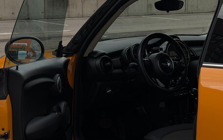 MINI Hatch, 2017 год, 1 800 000 рублей, 4 фотография