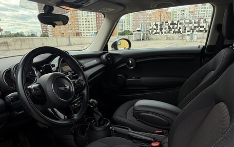 MINI Hatch, 2017 год, 1 800 000 рублей, 10 фотография