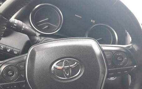 Toyota Camry, 2021 год, 1 900 000 рублей, 7 фотография
