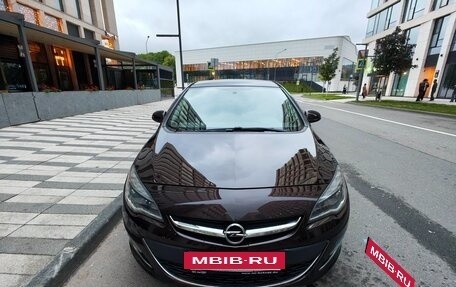 Opel Astra J, 2013 год, 990 000 рублей, 6 фотография