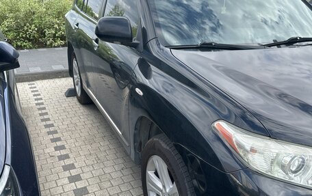 Toyota Highlander III, 2011 год, 1 570 000 рублей, 2 фотография