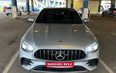 Mercedes-Benz E-Класс, 2022 год, 6 350 000 рублей, 4 фотография